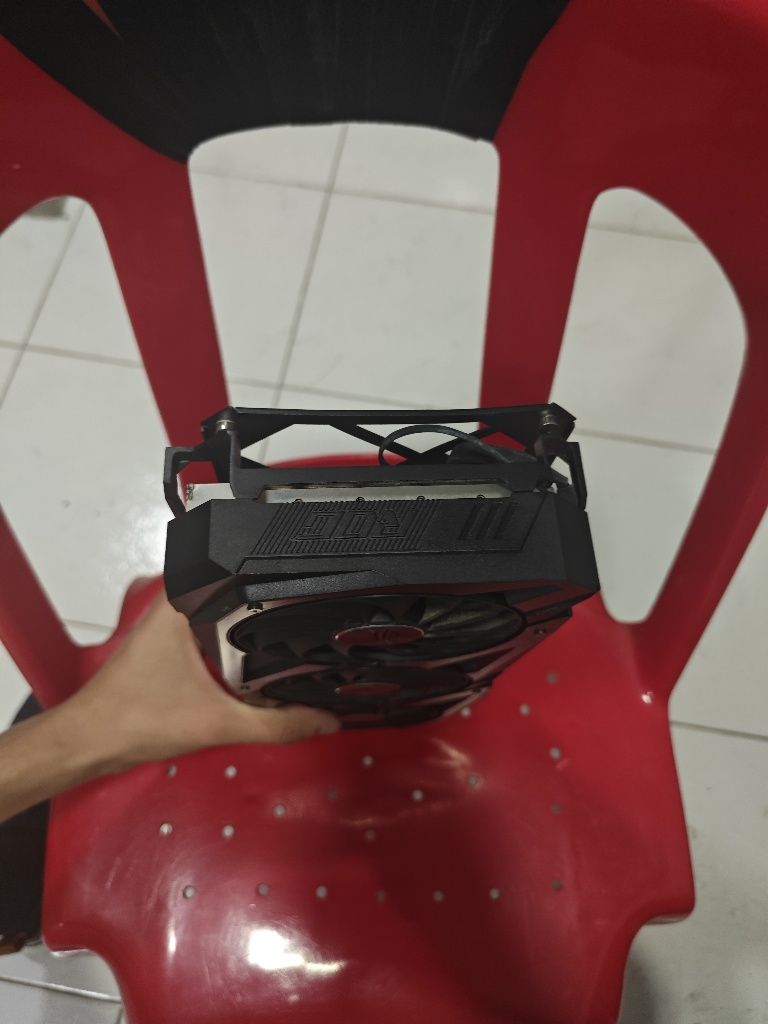 Видеокарта Asus Rog strix Rx 6700 xt 12 gb