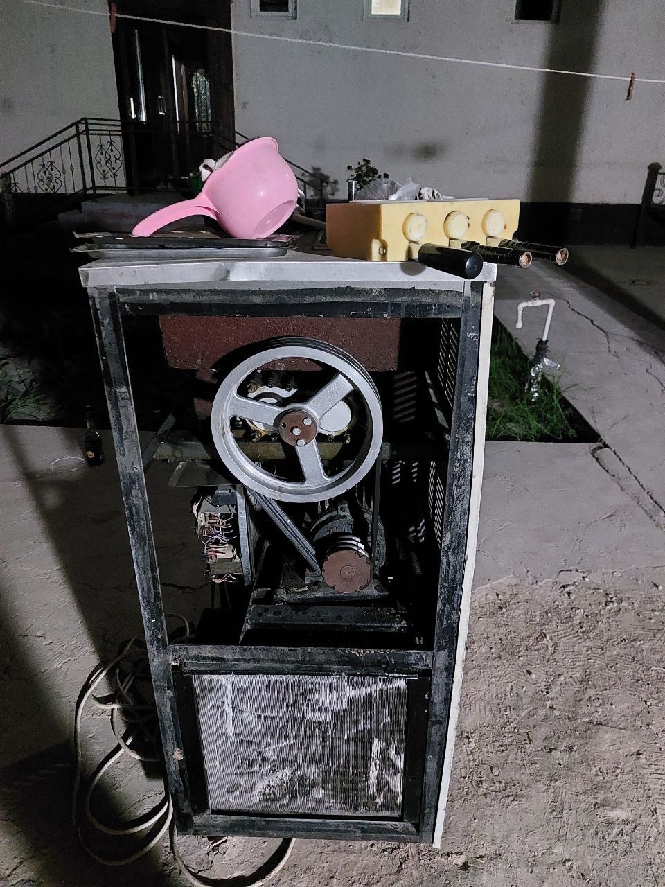 Freezer aparatsrochno