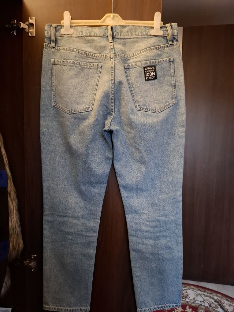 Blugi Armani Exchange