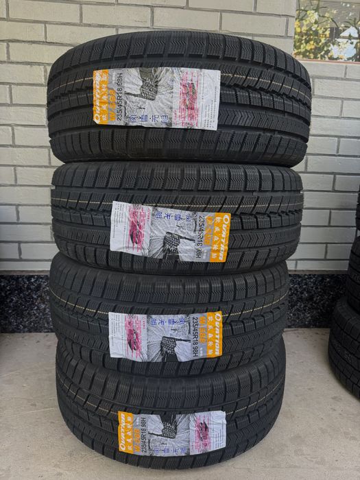 Новые Зимние шины 235/45/18