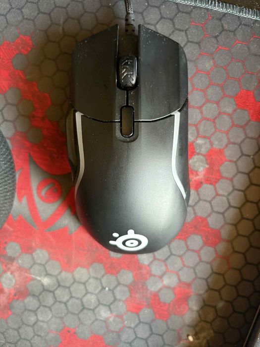 Монитор Philips 27
