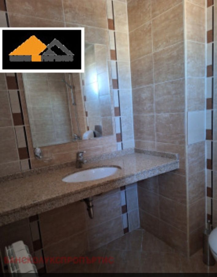Продава се Тристаен апартамент в Разлог - 81 кв.м за 692 €/кв.м - Снимка #3