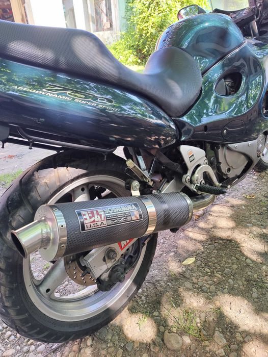 suzuki gsxf 750 vand sau schimb