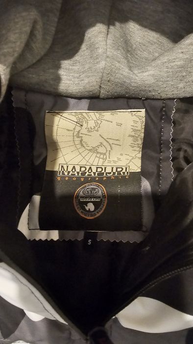 Яке napapijri ново