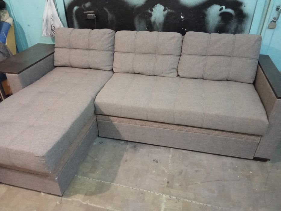 Продам диван после перетяжки
