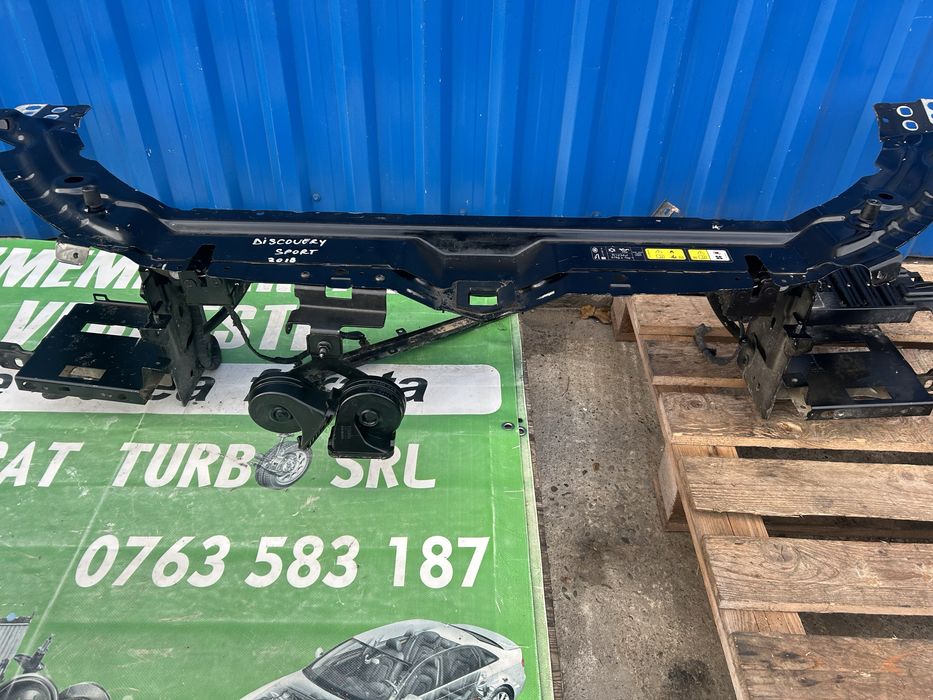 Trager Range Rover Dicovery Sport 2017