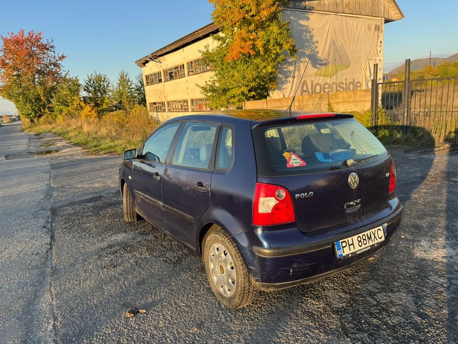 Vând Volksewagen Polo