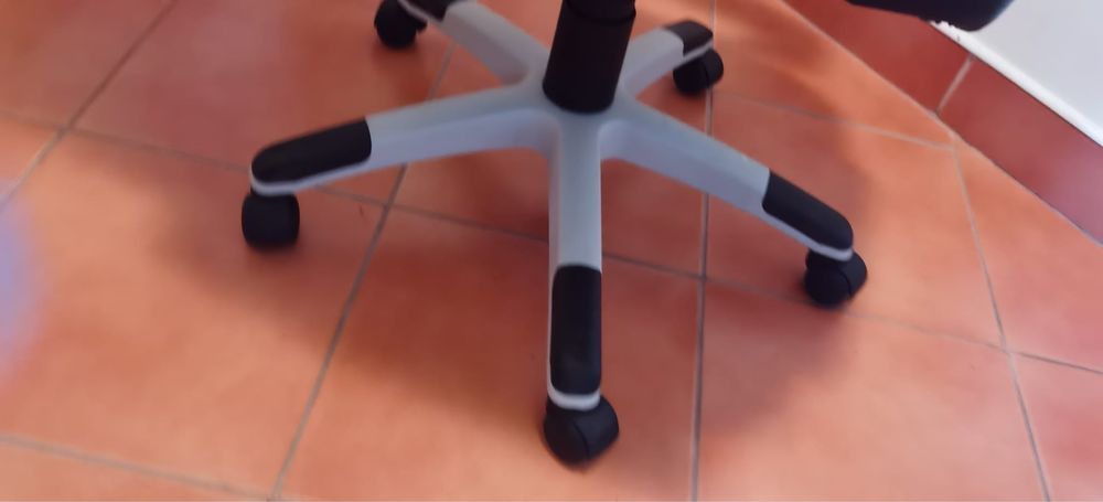 Scaun directorial piele ecologica