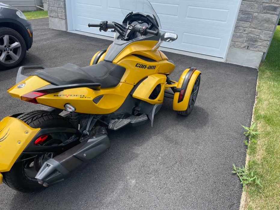 Can Am spyder ST-S 2013
