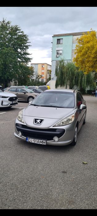 Peugeot 207 1.4 benzina
