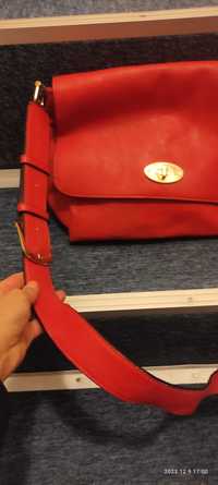 geanta roșie dama