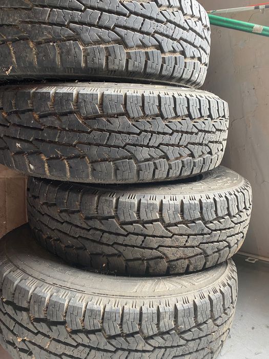 Nokian ROTIIVA AT 235/75/15