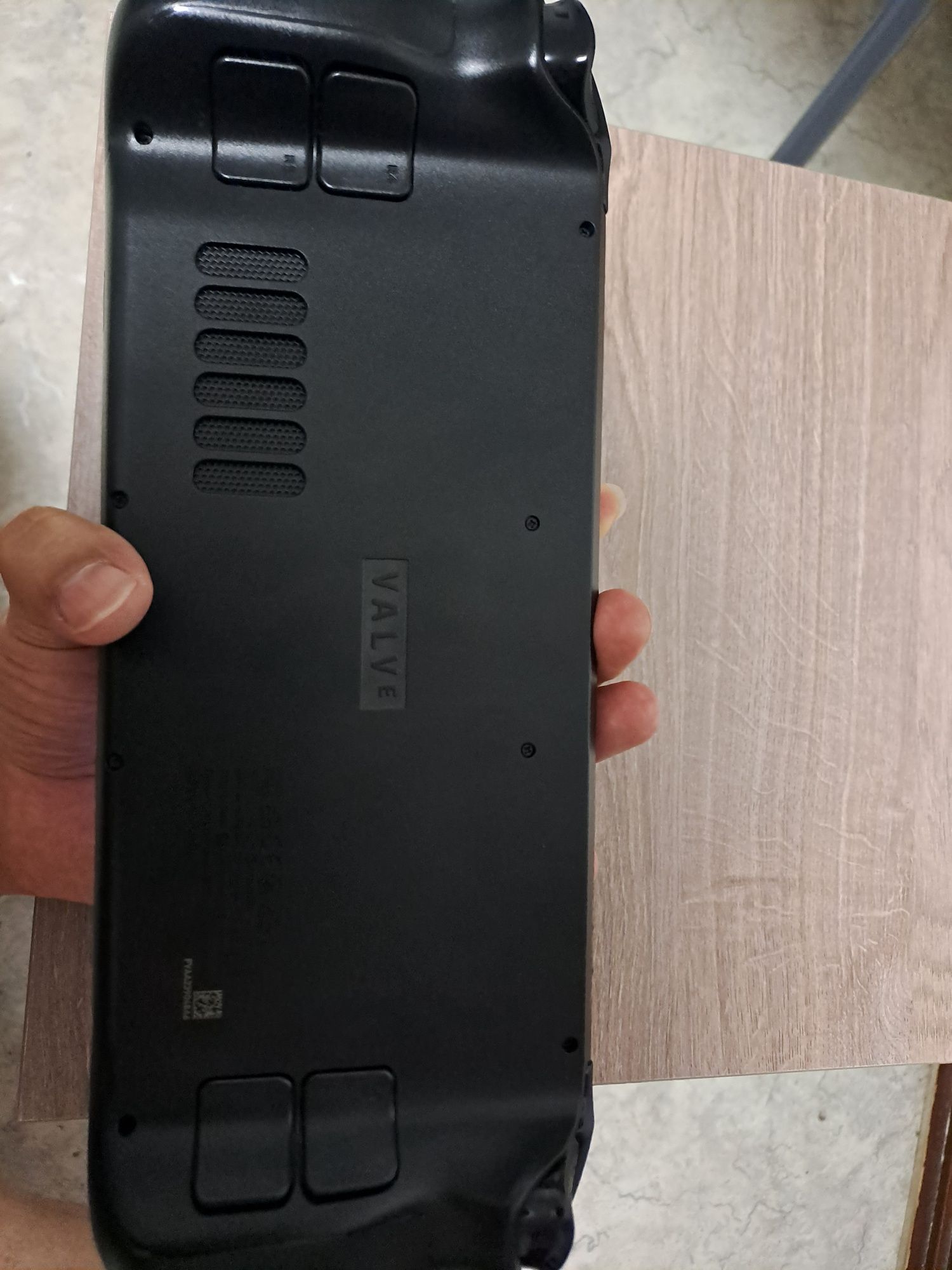 Продам Steam deck LCD  512гб в отличном состоянии