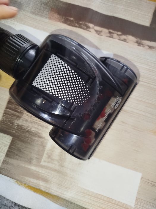 Турбо четка за прахосмукачка ровента.