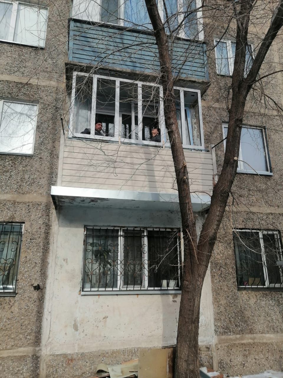 Пластиковые балконы.ремонт окон Остекление балкона.Окна.Обшивка балкон