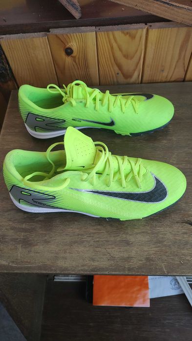 Стоножки найк 40 номер