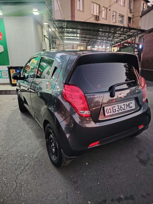 Spark 2018 yil 6700$ srochno kelshiladigan joyi bor