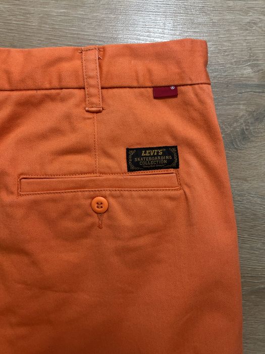 Obey Scorpion Print панталон размер 33