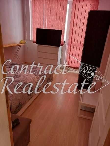 Двустаен Обзаведен Възраждане ! Възможно с малко куче !