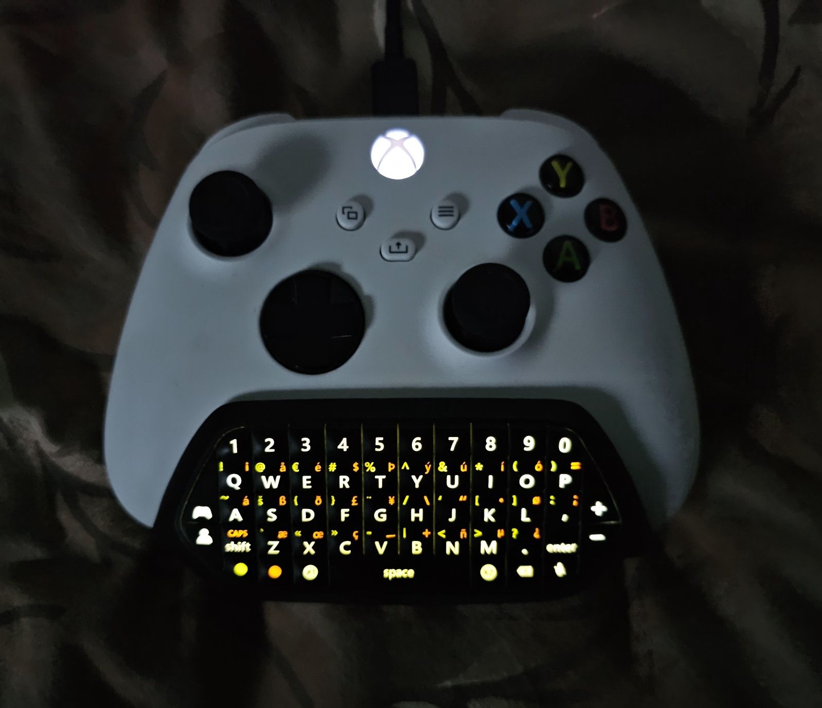 Оригинална клавиатура за Xbox Controller