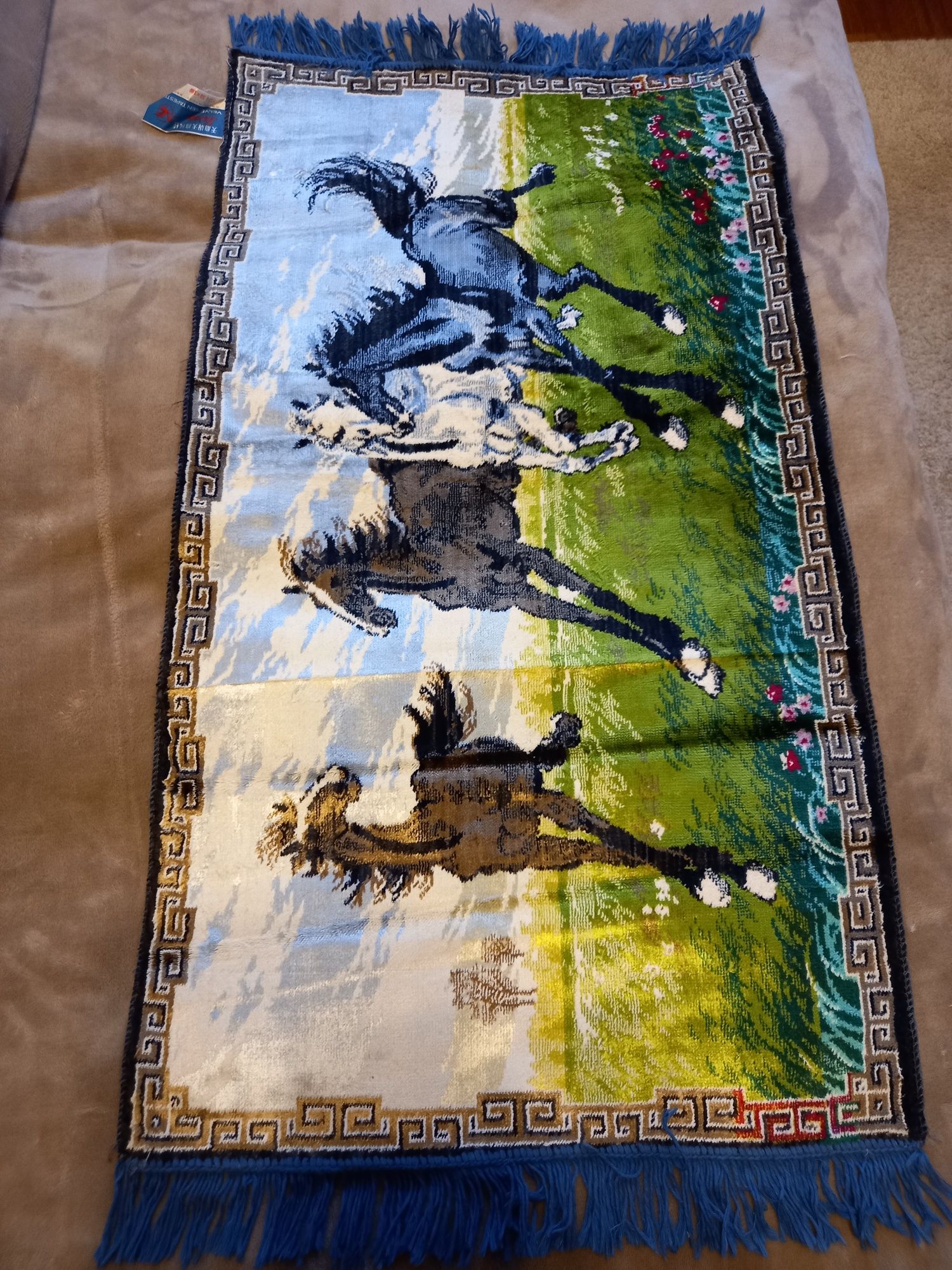 Covoraș carpeta model cai din catifea