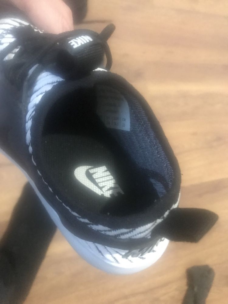 Маратонки Nike  N36-23см