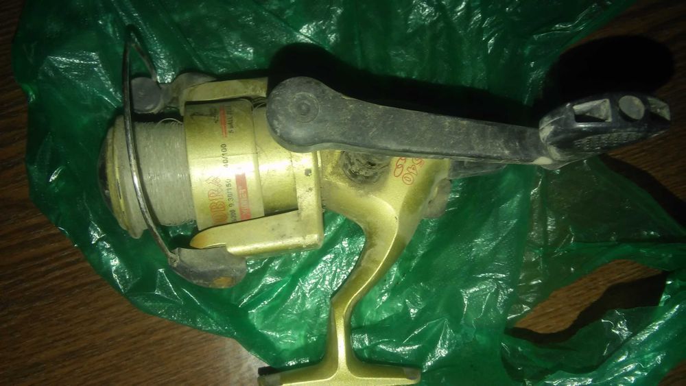 Продам катушку на удочку Б/у . Обмен