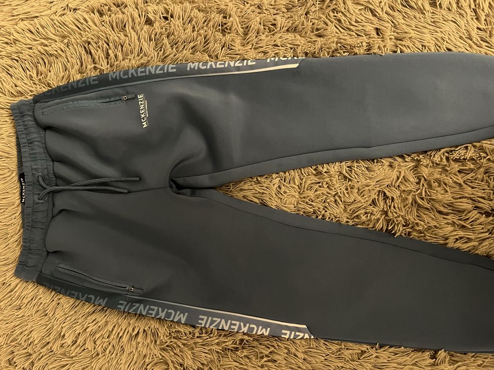 Vand pantaloni mckenzie