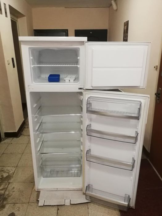 Хладилник AEG RDB72721AW