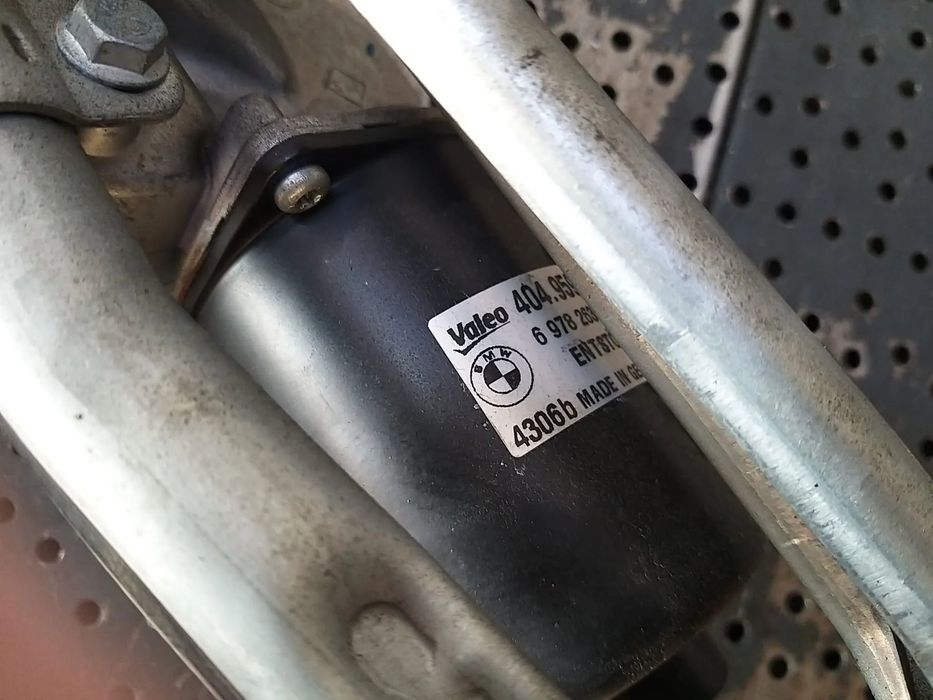Ansamblu stergator motoras bmw seria 3 e90 404959 697826301