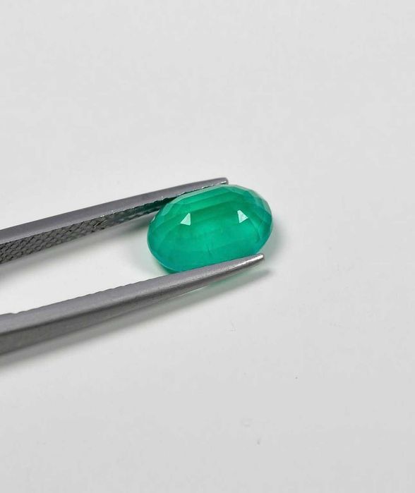 естествен изумруд 2.94 ct