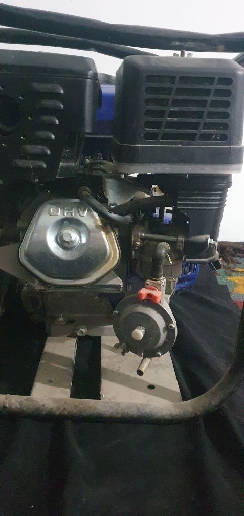 100mm lik suv tortuvchi nasos, benzin,gazda ishlaydi