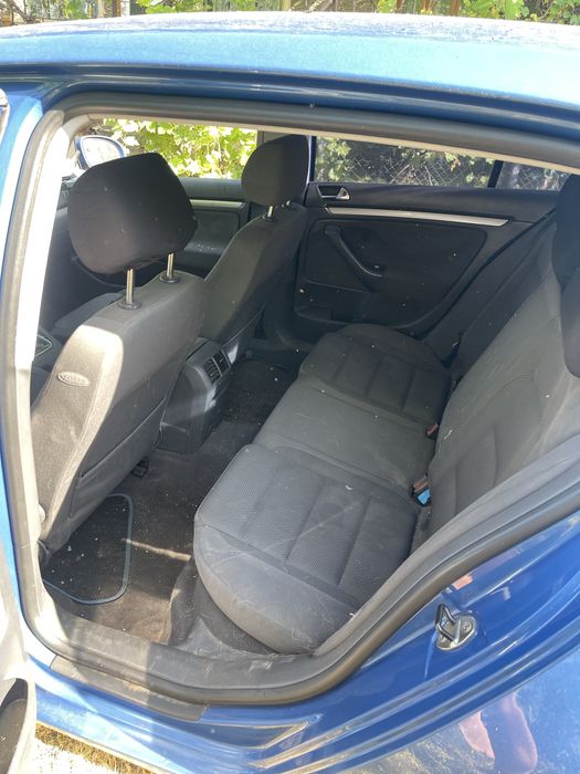 Dezmembrez Vw Golf 5 2.0 bmm,bkd si 1.9 bkc,bru+1.4bca