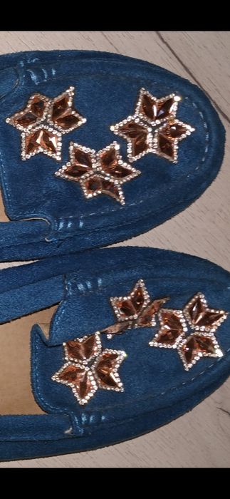 Продам обувь новую