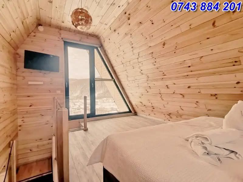 Cabana stil A-Frame si case din structura de lemn de d