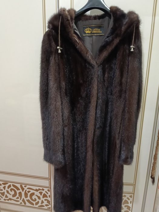 Продам норковую шубу