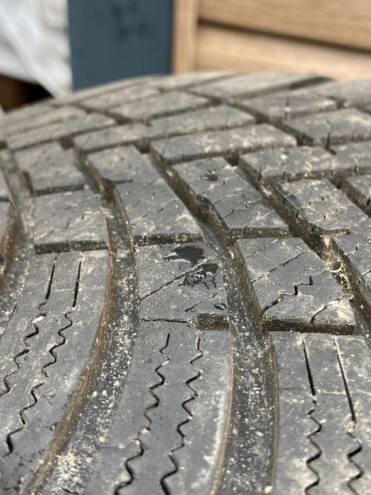 215 50 17 Hankook Зимни