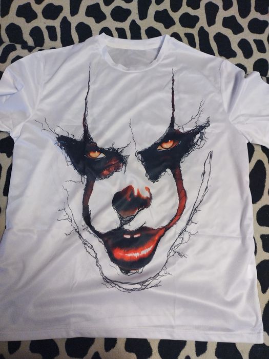 Футболка с принтом,54 размер ,новая