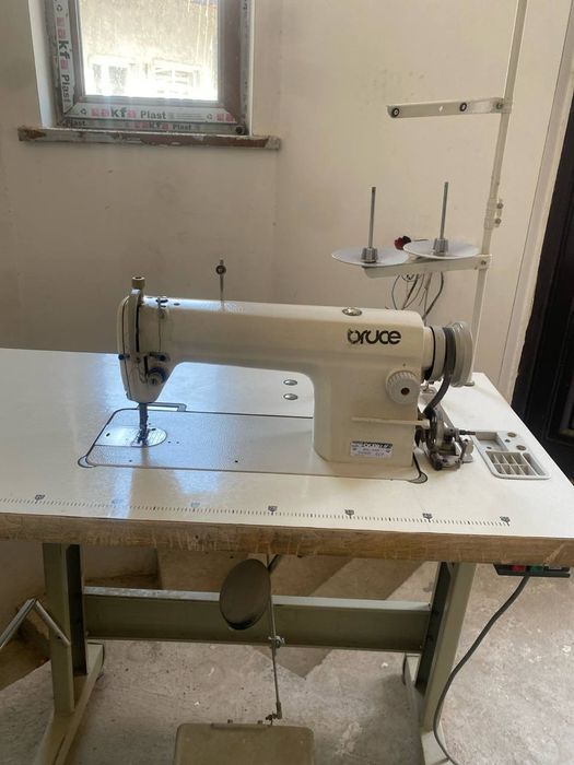 Продаётся швейной машинка.