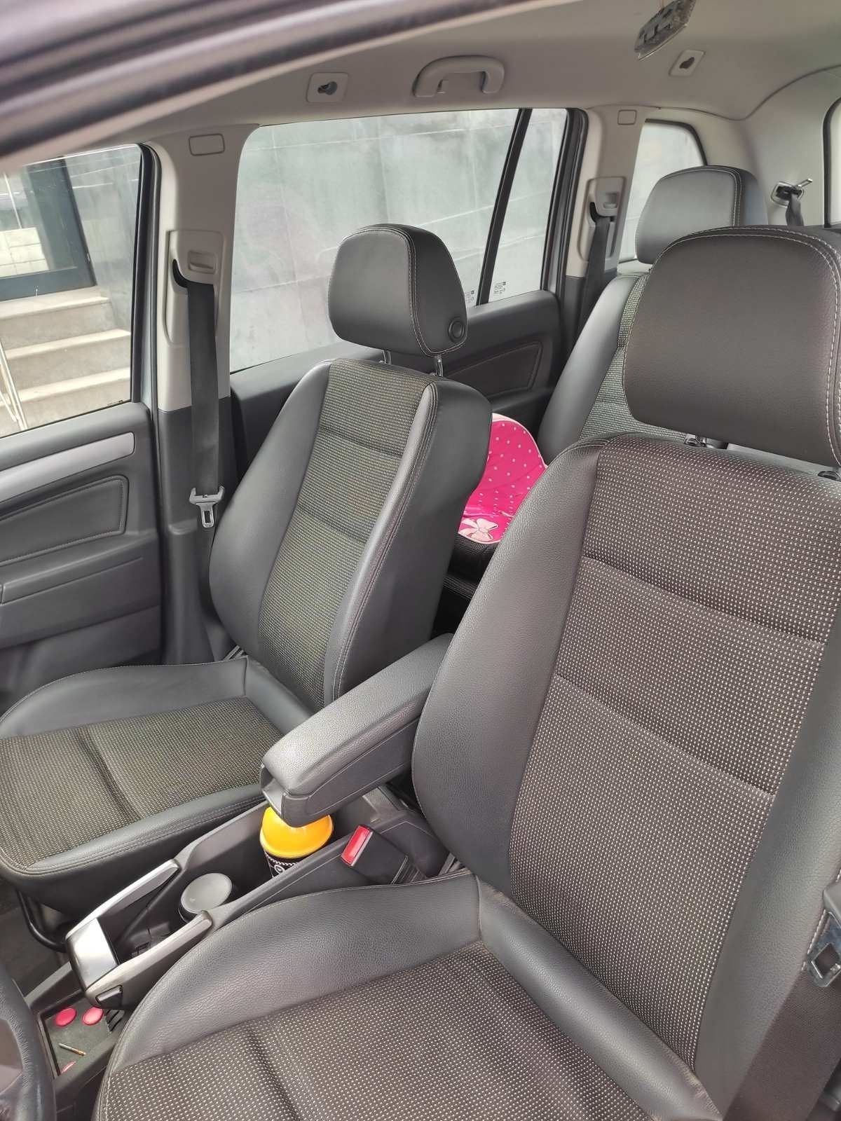 Opel Zafira 1.6, 7-местен