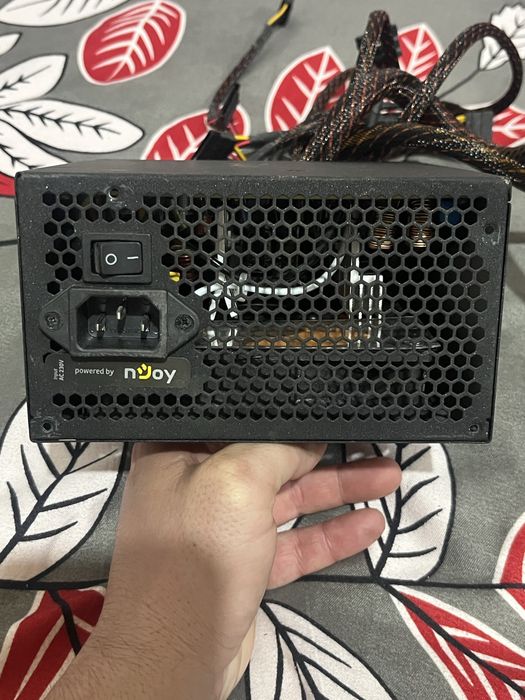 Sursa nJoy Titan 600, 600W Real Power, PFC Activ, 80 Plus Bronze