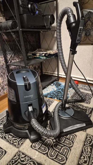 Sotteladi 
2 oy ishlatlgan xamma narsasi bor
Aybi yoq
Bitta aybi b