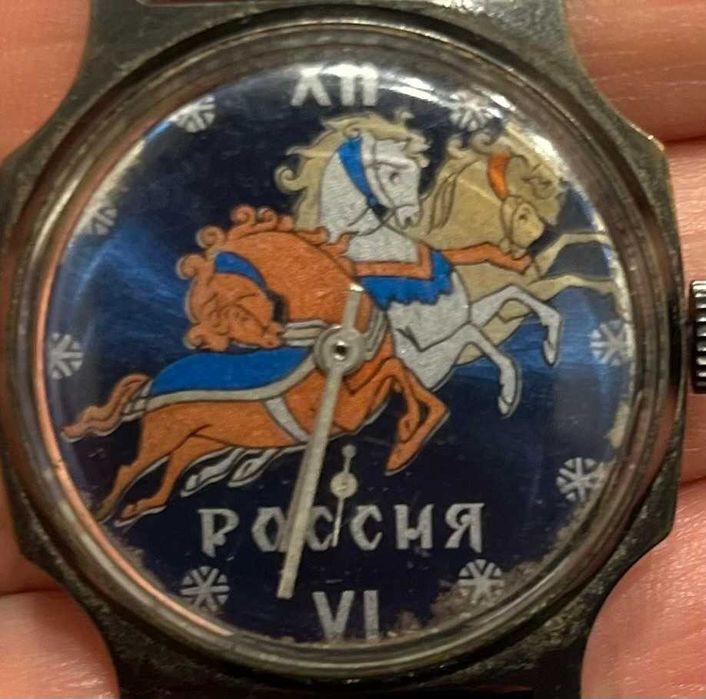 Vand / schimb ceas mecanic rusesc vintage Pobeda Trei cai
