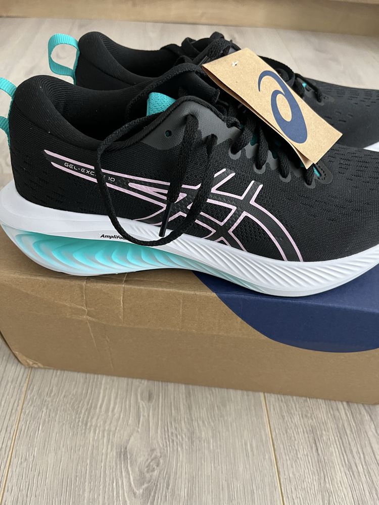 Vand adidasi alergare Asiscs gel excite 10