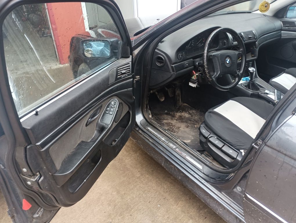БМВ е39 520i 150 кс