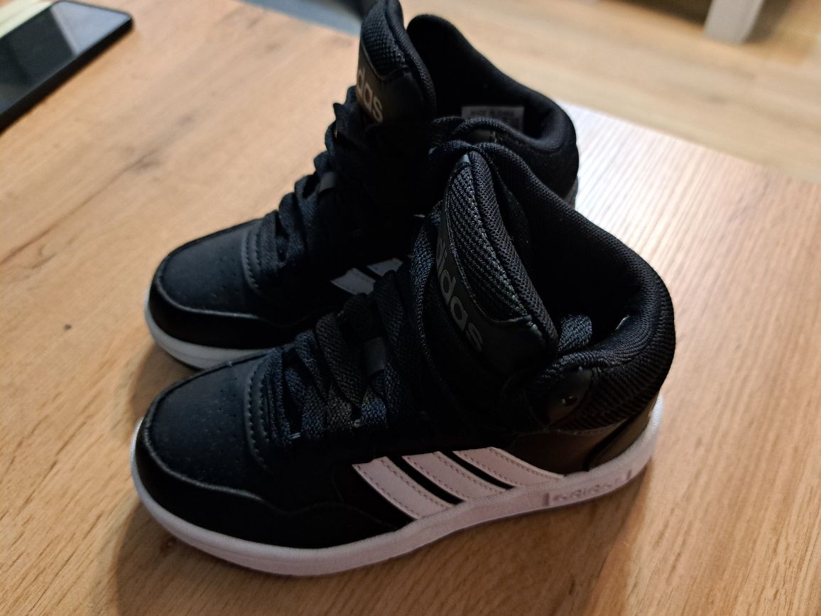 Маратонки Adidas
