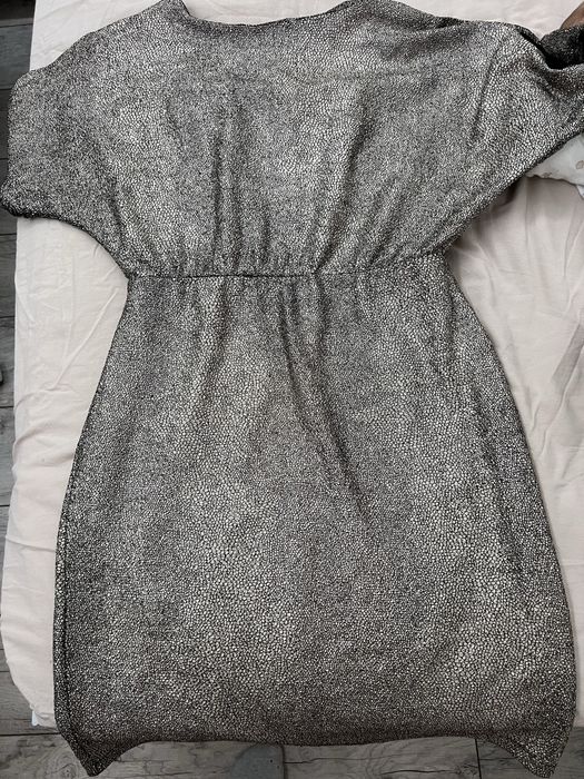 Платье праздничное