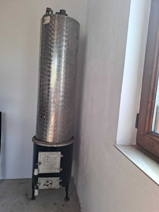 Vînd boiler de apacalda