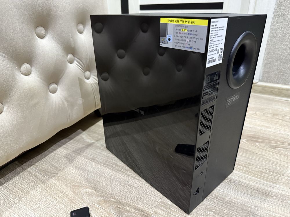 * Оригинальный красивый корейский soundbar 2.1 Samsung m360