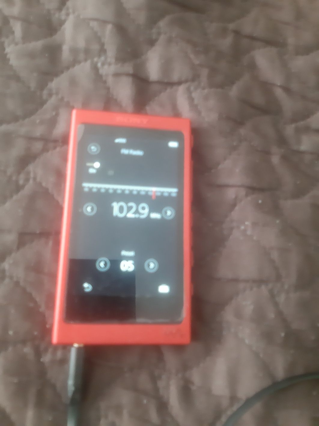 Mp3 sony  cu slot micro sd